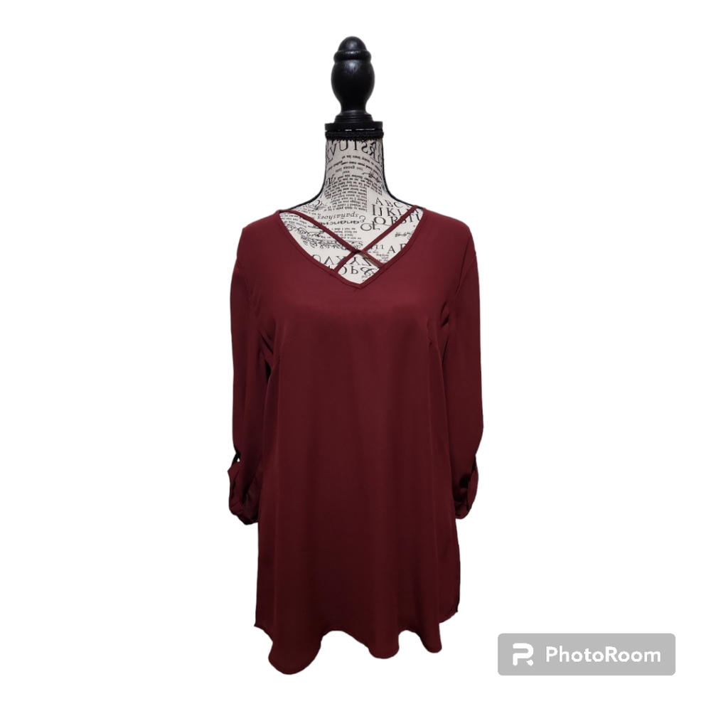 Maurices, Size M, Wine Long Sleeve Blouse